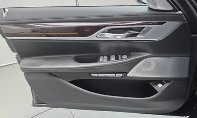 BMW 7-Series 2017, 134798 км, за 16279.38 USD - фото 24