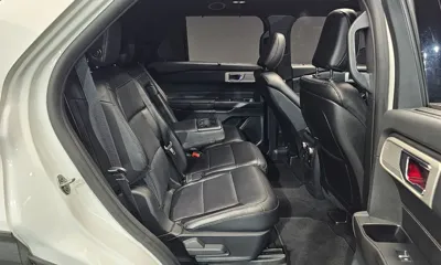 Ford Explorer 2020, 78359 км, за 16068.19 USD - фото 12
