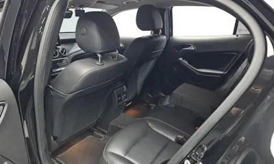 Mercedes-Benz GLA-Class 2018, 82843 км, за 9780.75 USD - фото 11