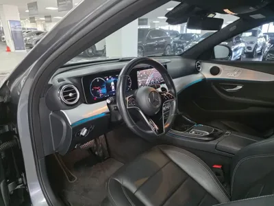 Mercedes-Benz E-Class 2021, 54353 км, за 23975.29 USD - фото 9