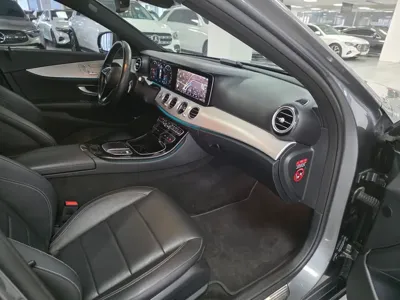 Mercedes-Benz E-Class 2021, 54353 км, за 23975.29 USD - фото 14