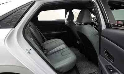 Hyundai Avante 2025, 25767 км, за 16083.86 USD - фото 11
