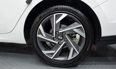 Hyundai Avante 2025, 25767 км, за 16083.86 USD - фото 21