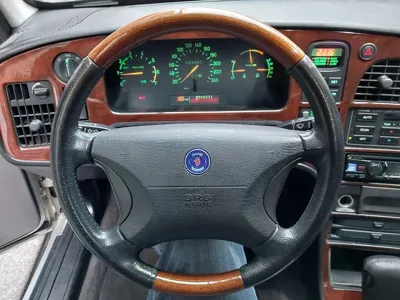 Saab 9000 1996, 295000 км, за 9846.4 USD - фото 13