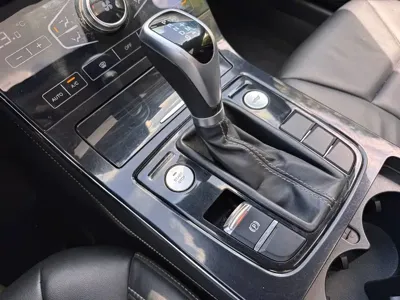 Hongqi Hongqi H5 2019, 82000 км, за 5725.29 USD - фото 18