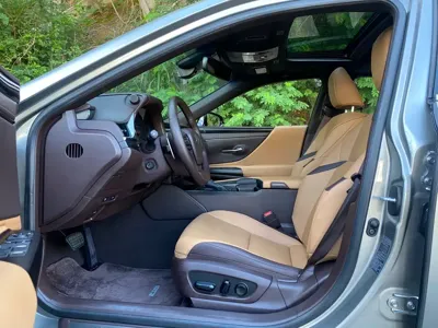Lexus ES 2021, 70000 км, за 23182.79 USD - фото 6