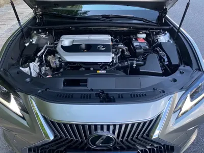 Lexus ES 2021, 70000 км, за 23182.79 USD - фото 16