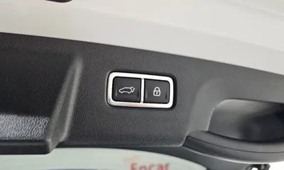 Kia Sorento 2021, 50236 км, за 17585.66 USD - фото 20