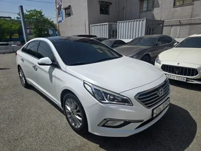 Hyundai Sonata 2015, 110000 км, за 6049.97 USD