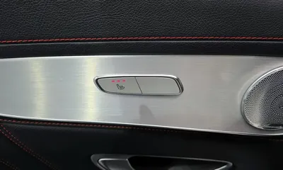 Mercedes-Benz GLC-Class 2017, 103517 км, за 18051.73 USD - фото 19
