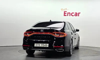 Hyundai Grandeur 2017, 91910 км, за 9432.74 USD