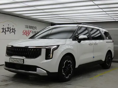 Kia Canival · 2024 год