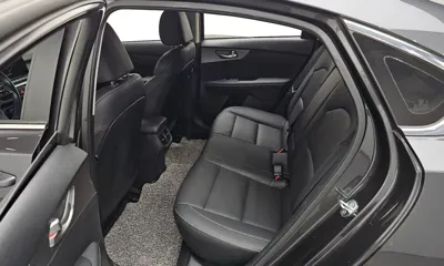 Kia K3 2019, 72937 км, за 9255.61 USD - фото 12