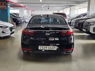 Kia K7 2016, 218000 км, за 4096.46 USD