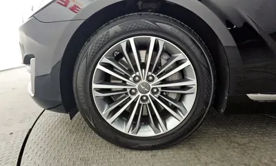 Genesis EQ900 2016, 175188 км, за 9908.79 USD