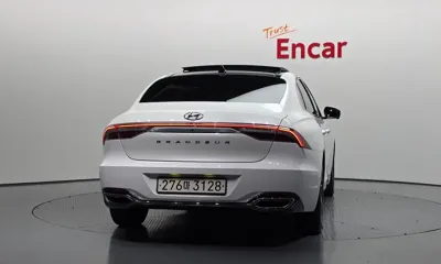 Hyundai Grandeur 2022, 102524 км, за 14911.76 USD