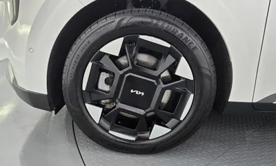 Kia Canival 2025, 25139 км, за 26585.27 USD