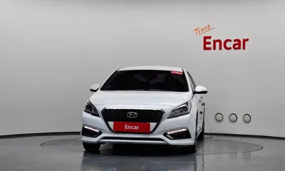 Hyundai Sonata 2016, 87586 км, за 7811.47 USD