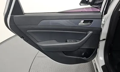 Hyundai Sonata 2016, 87586 км, за 7811.47 USD - фото 25
