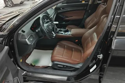 Honda Accord 2018, 63700 км, за 14473 USD - фото 17