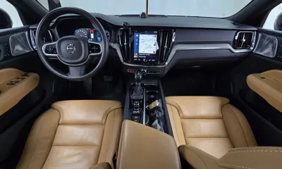 Volvo V60 2020, 78696 км, за 21185.41 USD - фото 7