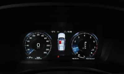 Volvo V60 2020, 78696 км, за 21185.41 USD - фото 8
