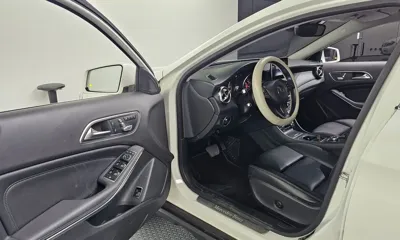 Mercedes-Benz GLA-Class 2019, 42999 км, за 12472.1 USD - фото 10