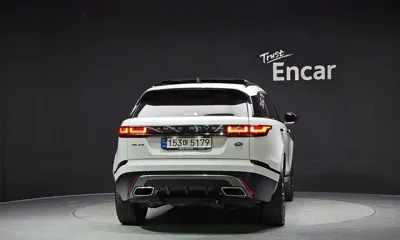 Land Rover Range Rover Velar 2023, 40171 км, за 40239.21 USD - фото 4