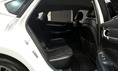 Hyundai Grandeur 2019, 47156 км, за 13346.55 USD - фото 12