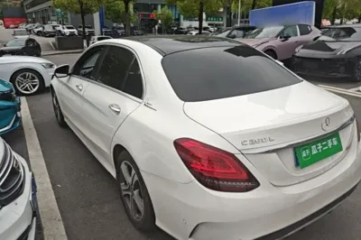 Mercedes-Benz C-Class 2020, 83000 км, за 21367 USD - фото 4