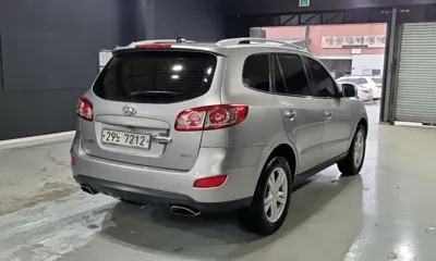 Hyundai Santafe 2011, 246000 км, за 1682.52 USD