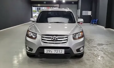 Hyundai Santafe 2011, 246000 км, за 1682.52 USD
