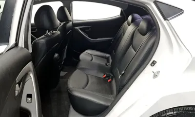 Hyundai Avante 2014, 111526 км, за 3447.83 USD - фото 11