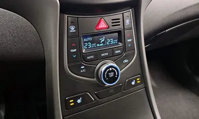 Hyundai Avante 2014, 111526 км, за 3447.83 USD - фото 18