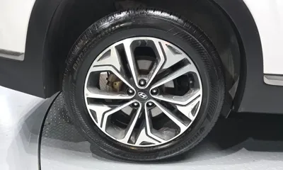 Hyundai Santafe 2019, 114932 км, за 10634.11 USD