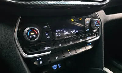 Hyundai Santafe 2019, 114932 км, за 10548.93 USD - фото 16