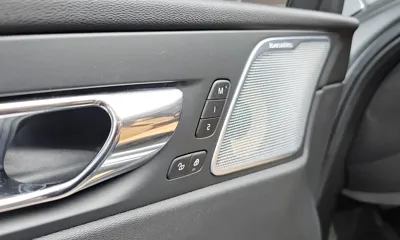 Volvo XC60 2019, 115630 км, за 15426.02 USD - фото 29