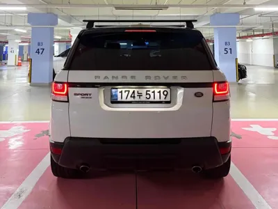 Land Rover Range Rover Sport 2015, 121883 км, за 14966.52 USD