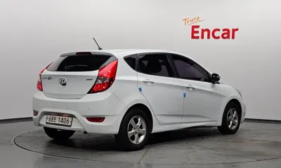 Hyundai Accent 2014, 13119 км, за 4529.34 USD