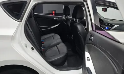 Hyundai Accent 2014, 13119 км, за 4529.34 USD - фото 7