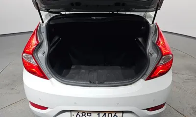 Hyundai Accent 2014, 13119 км, за 4529.34 USD - фото 18