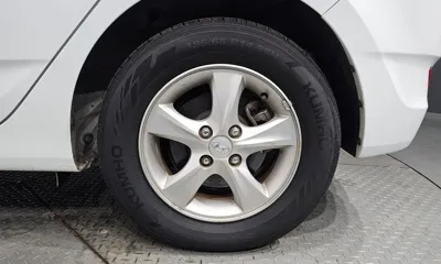 Hyundai Accent 2014, 13119 км, за 4529.34 USD - фото 20