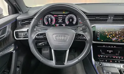 Audi A6 2021, 51699 км, за 21125.81 USD - фото 13