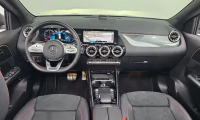 Mercedes-Benz GLA-Class 2023, 23278 км, за 23102.33 USD - фото 7