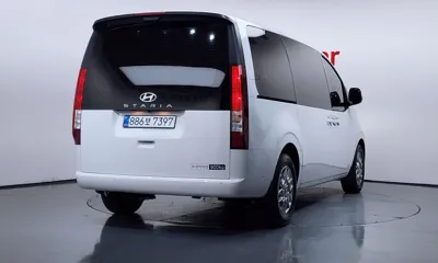 Hyundai Staria 2026, 3101 км, за 27044.77 USD
