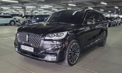 Lincoln Aviator · 2022 год