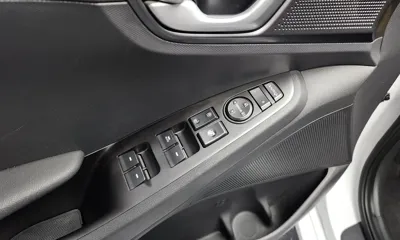 Hyundai Ioniq 2020, 189527 км, за 7488.17 USD - фото 18