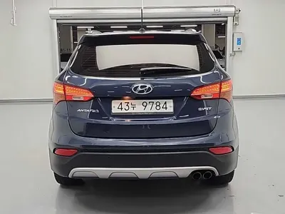 Hyundai Santafe 2014, 110591 км, за 5842.2 USD