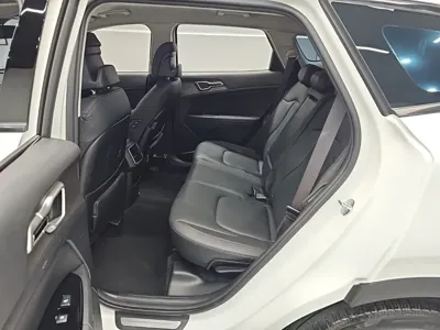 Kia Sportage 2023, 53985 км, за 18051.73 USD - фото 12
