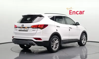 Hyundai Santafe 2016, 207200 км, за 5222.11 USD
